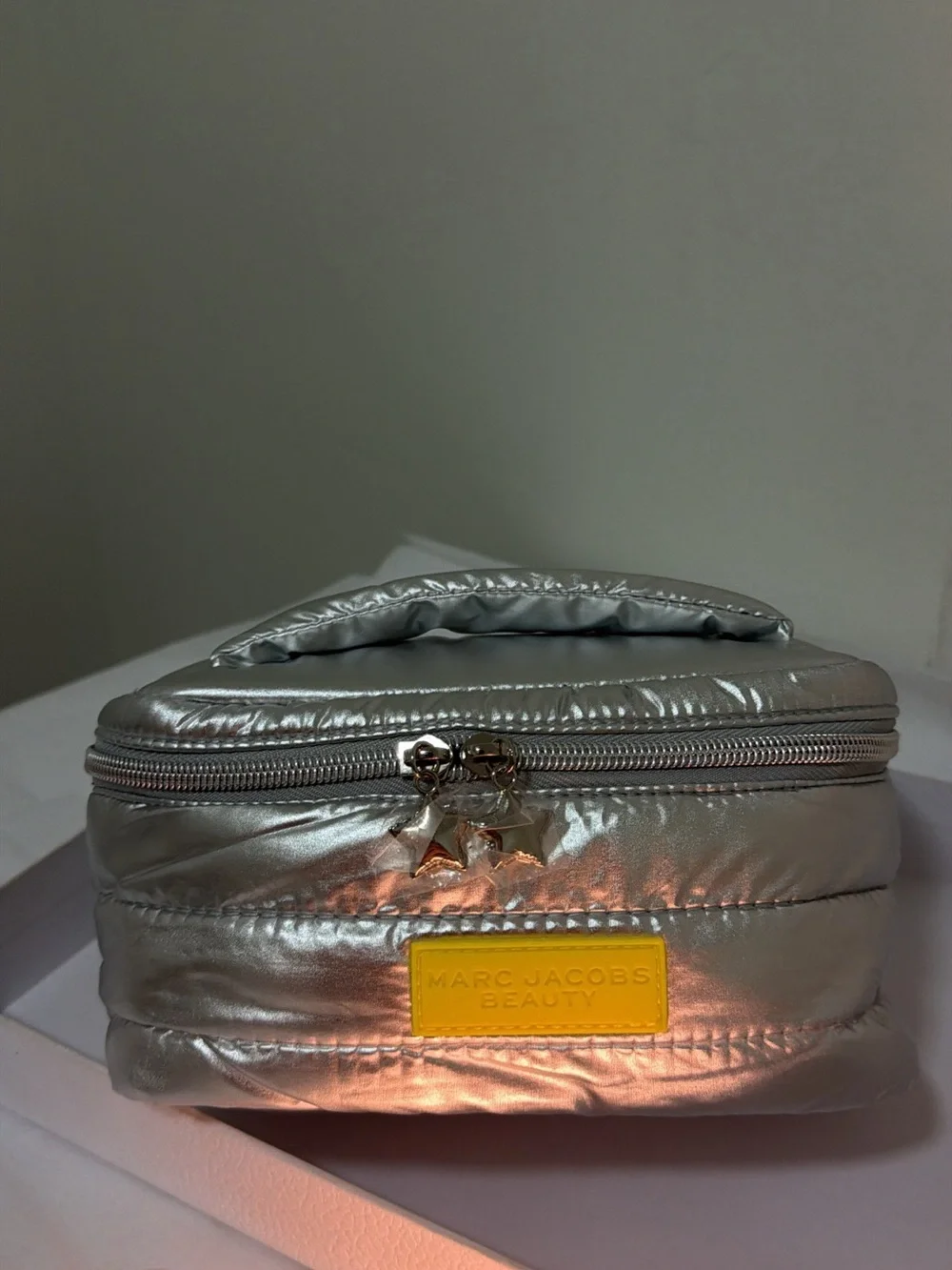New,unused Small Marc Jacobs Beauty Metallic Silver Quilted Cosmetic Case